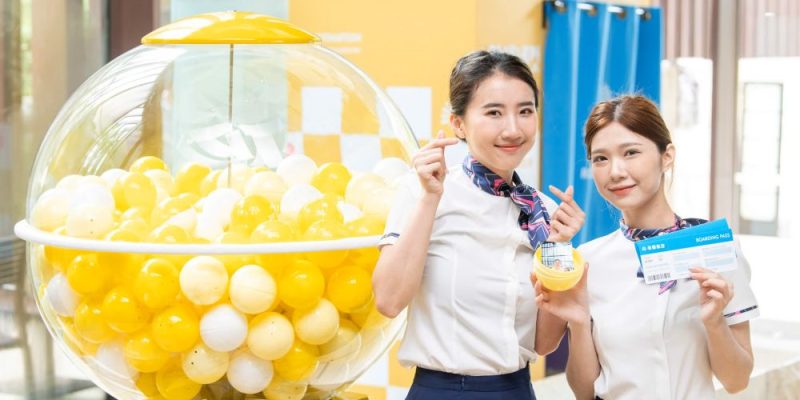 知名飯店與航空公司合作巨大扭蛋機大型扭蛋機租賃扭蛋機租賃旅展活動航空主題活動百貨周年慶陽昇國際